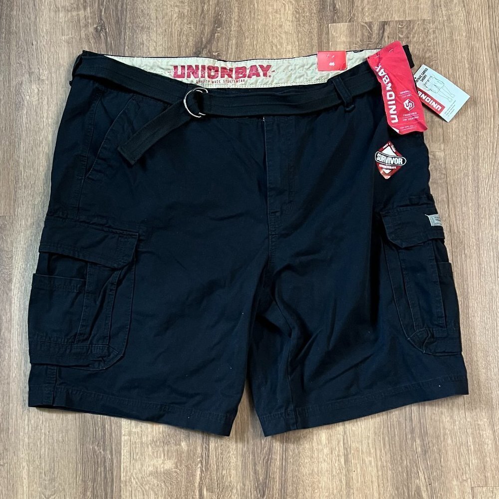 NEW UNIONBAY Black Cargo Shorts with Belt Sz 46